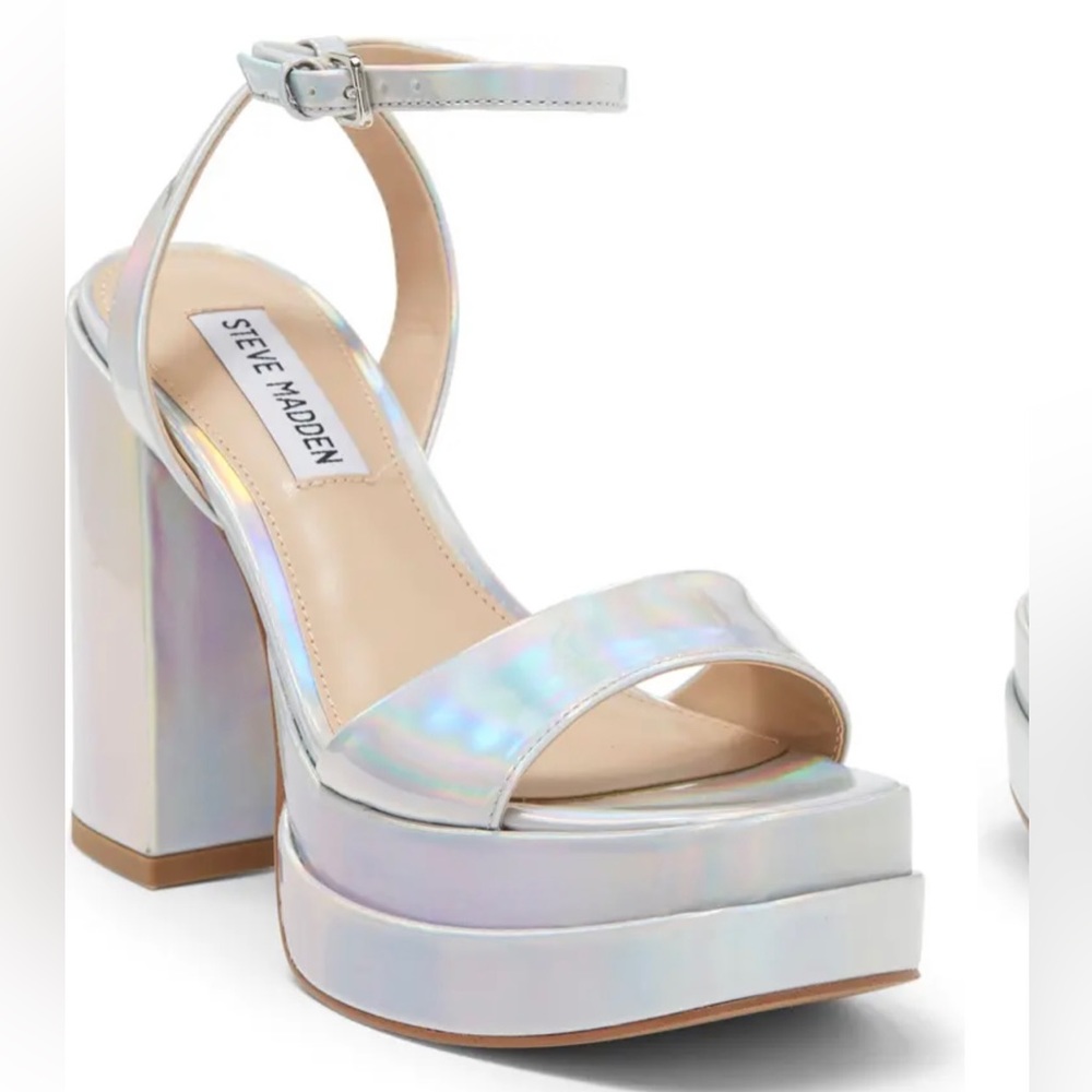Warped Platform Block Heel Sandal (Women)
STEVE MADDEN - Iridescent size 6.5